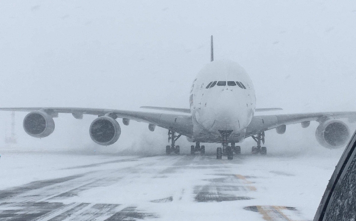Winter storm forces cancellation of hundreds more flights at Frankfurt Airport