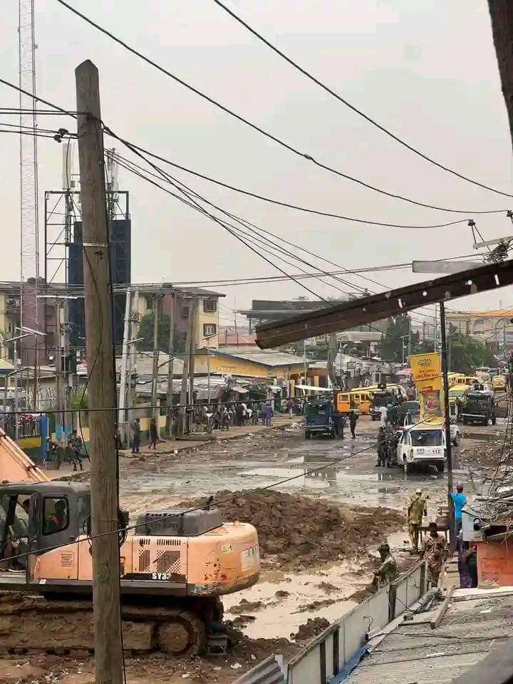 Pandemonium as one feared killed, Lagos market shut down over clash